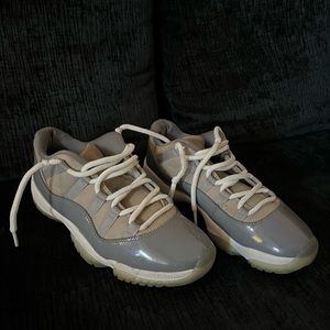 Used low wolf grey 11s